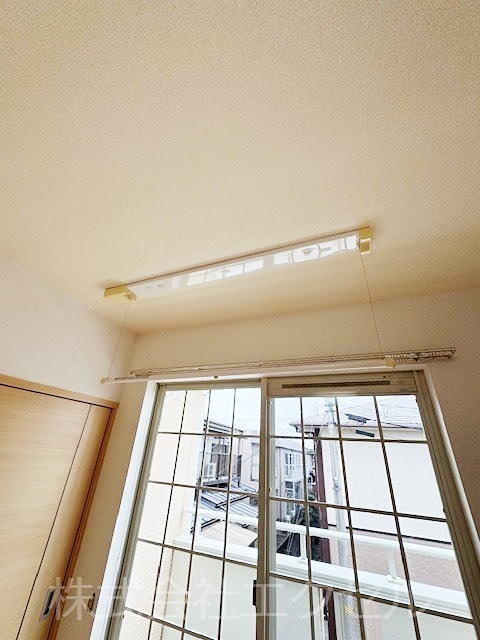 その他設備　室内物干し