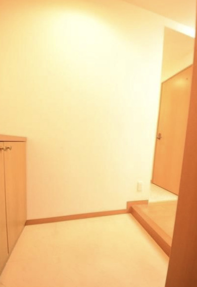玄関　シューズボックス付き