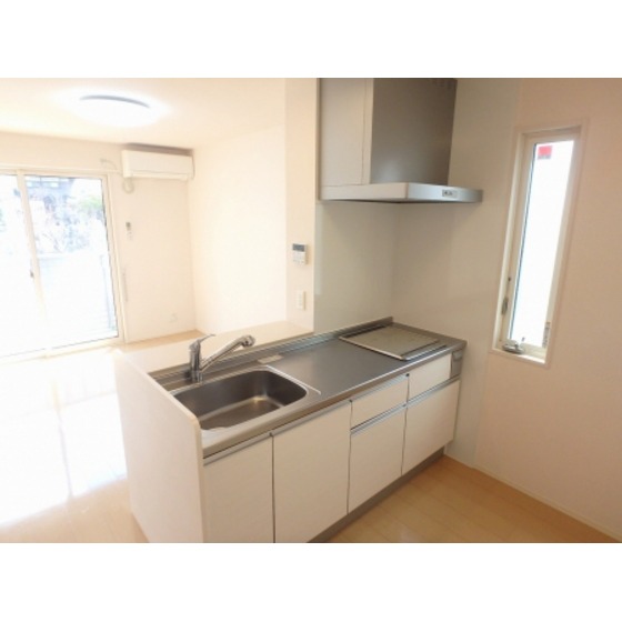 キッチン　１０５のお部屋です