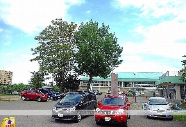 小学校　手稲中央小学校（小学校）まで630m