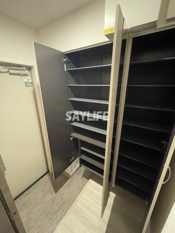 D-ROOM高井田元町の玄関写真