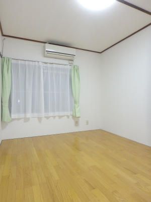 居室・リビング　別部屋参考写真