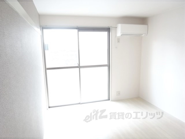 居室・リビング　陽当りが良い部屋です。