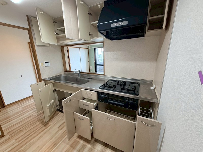 キッチン　反転部屋参照