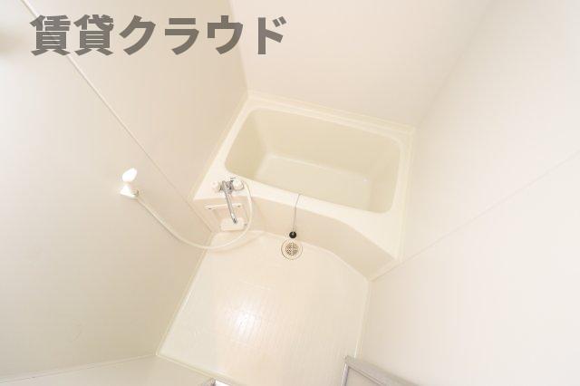 バス・シャワールーム　一日の疲れを癒やしてくれるバスルーム♪