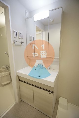 洗面設備　独立洗面台　※参考写真です
