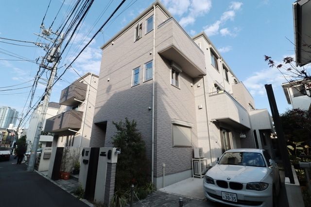建物外観　★