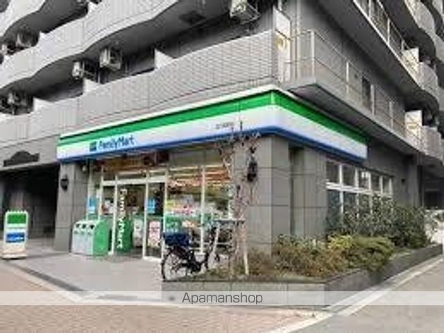 コンビニ　ファミリーマート淀川宮原店（コンビニ）まで366m