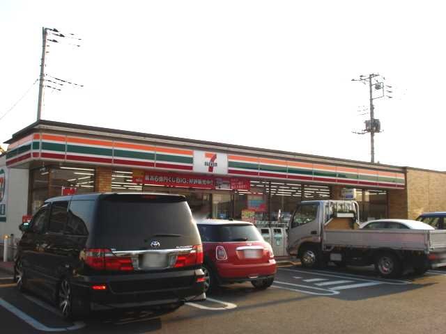 コンビニ　セブンイレブンみらい平駅入口店（コンビニ）まで1267m