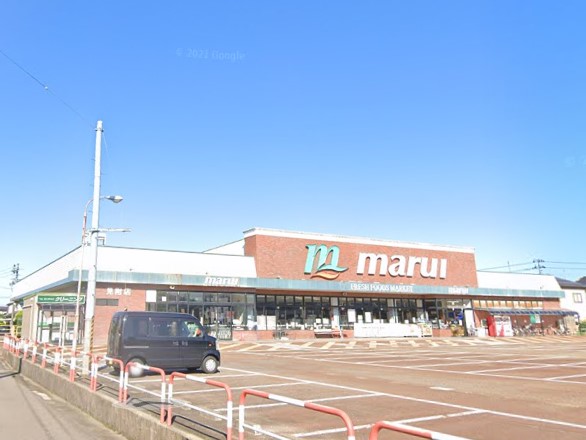 スーパー　スーパーマルイ国道店（スーパー）まで239m