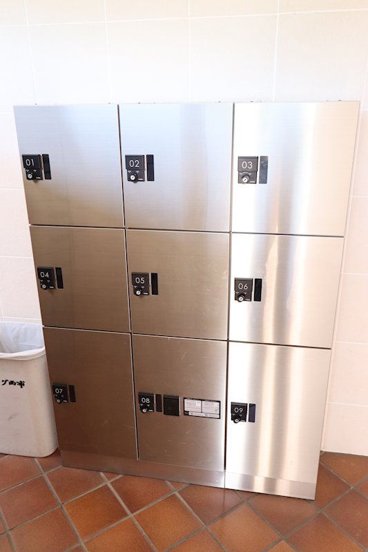 エントランス　便利な宅配BOX☆