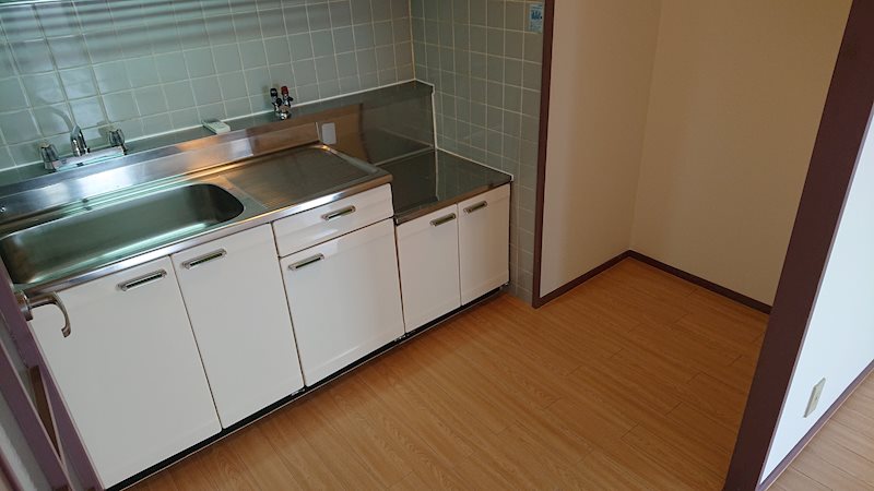 キッチン　二口コンロ設置可能☆