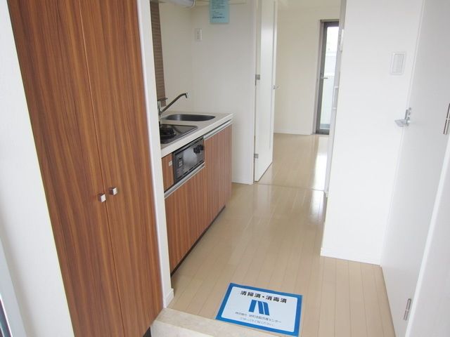 玄関　★他号室の参考画像です★