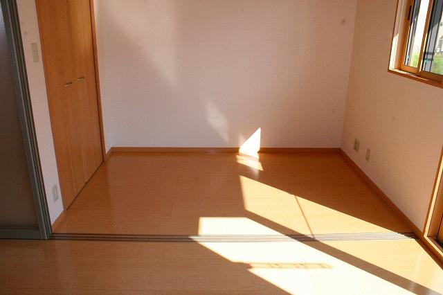 その他部屋・スペース　使い勝手のいい寝室です