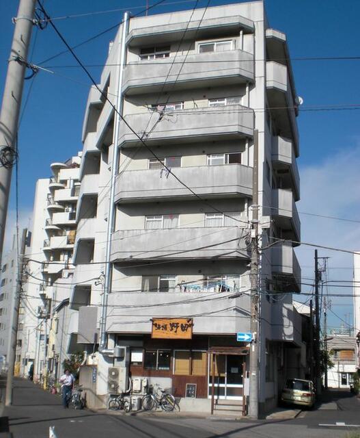 建物外観　１Ｆは野田酒場！