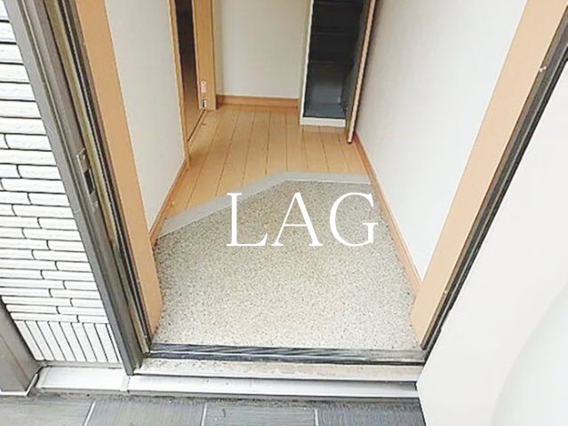 玄関　玄関です。