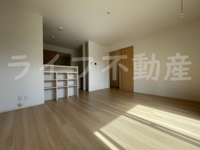 ルアーナA棟の居間写真