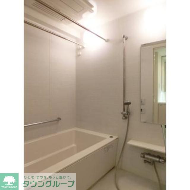 バス・シャワールーム　※写真は同タイプ住戸です。
