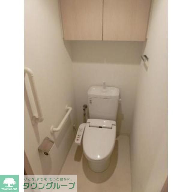 トイレ　※写真は同タイプ住戸です。