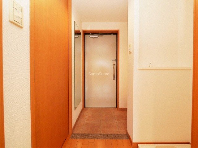 CITY SPIRE難波WESTの玄関写真