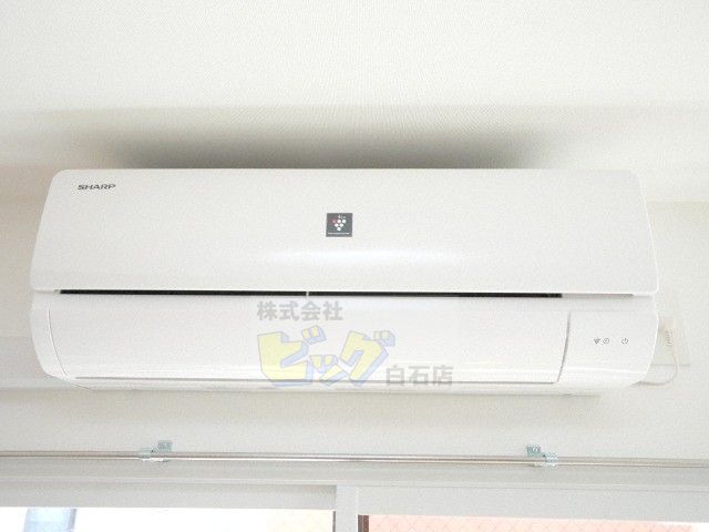 その他設備　エアコン完備で暑い夏も快適です♪