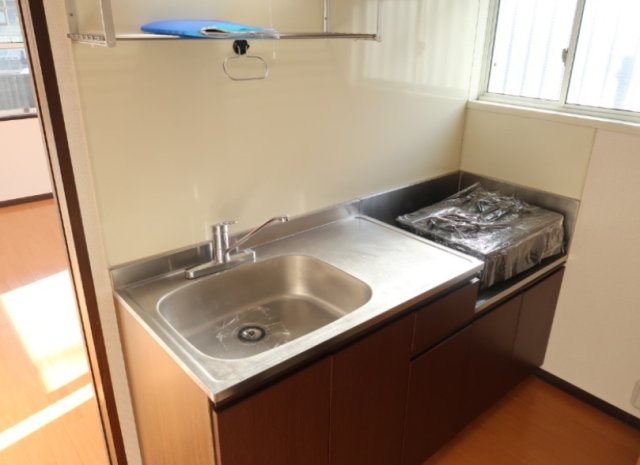 エステート向原のキッチン写真