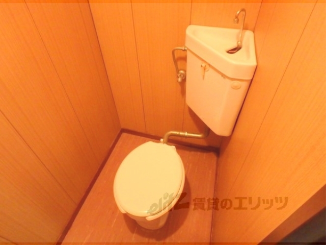 三宅ラクシャリーホームズのトイレ写真