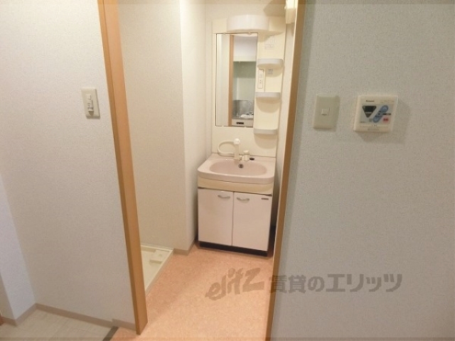 サンモールコート烏丸の内装写真