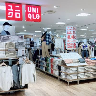 ショッピングセンター　ユニクロ東急百貨店さっぽろ店（ショッピングセンター）まで585m