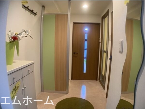 その他部屋・スペース　玄関　シューズボックス　姿鏡付