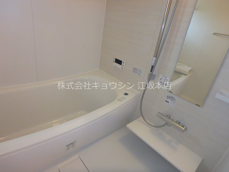 バス・シャワールーム　追い焚き給湯