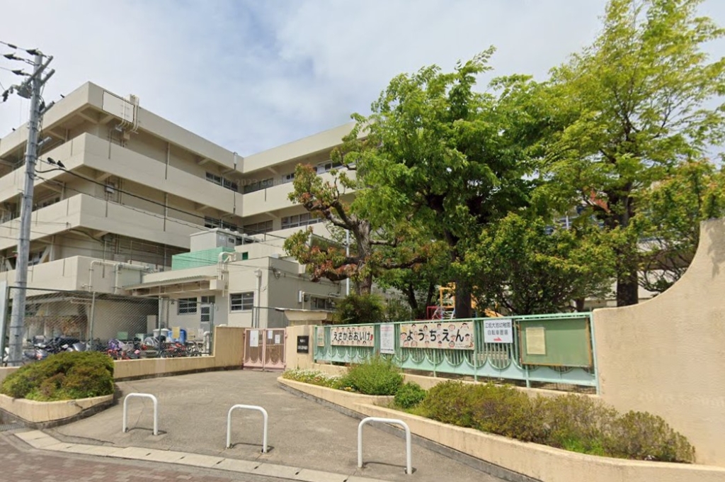 小学校　吹田市立江坂大池小学校（小学校）まで452m