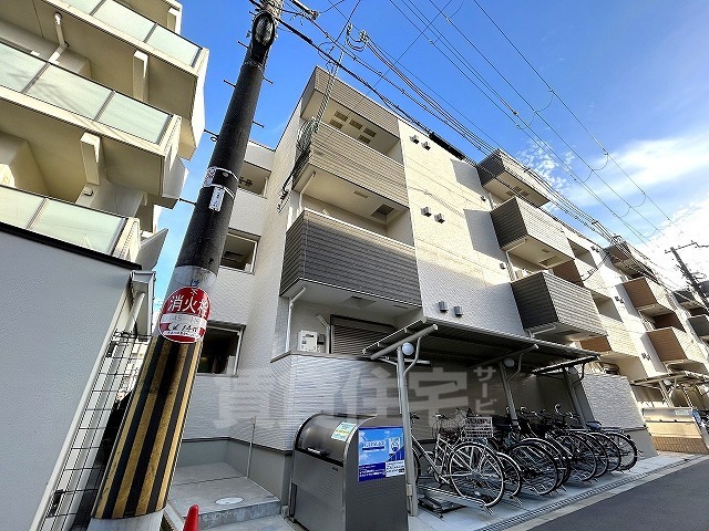 フジパレス豊里中央公園3番館の外観写真
