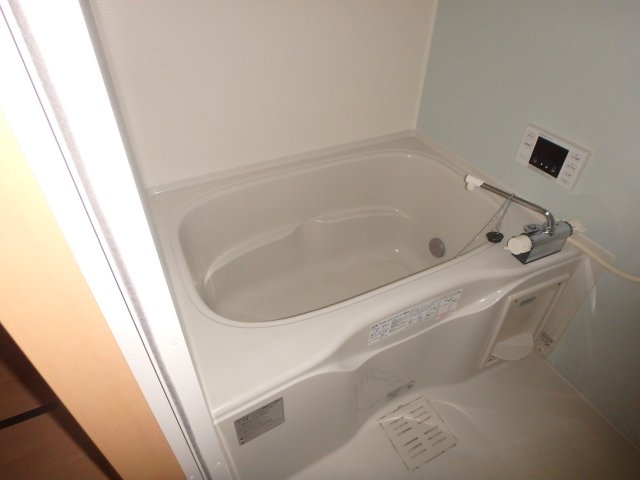 バス・シャワールーム　他のお部屋の参考写真となります。