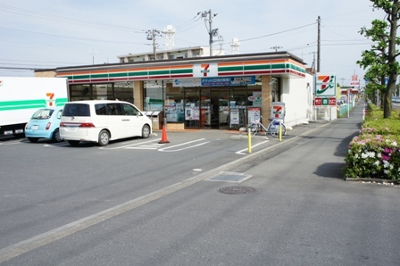 コンビニ　セブンイレブン毛呂山岩井店（コンビニ）まで300m