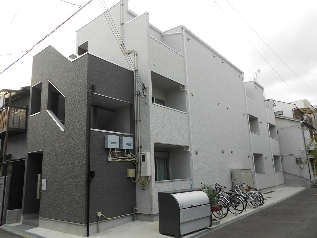 建物外観　同タイプ同モデルを使用