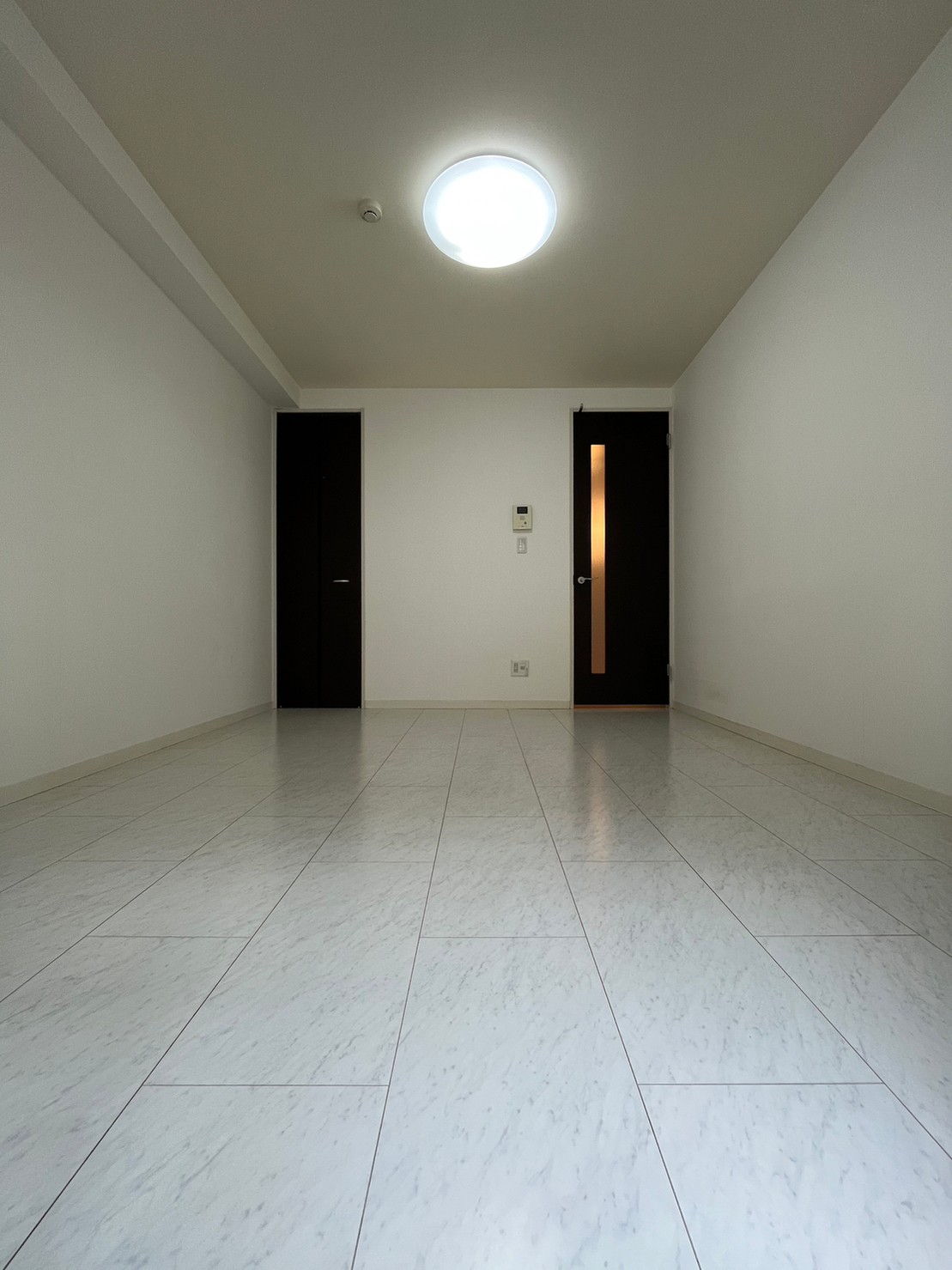 居室・リビング　※別部屋参考写真となります。