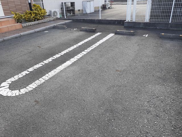 【クレメント・アイの駐車場】