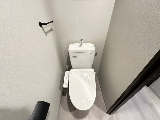 トイレ　※別部屋の写真です