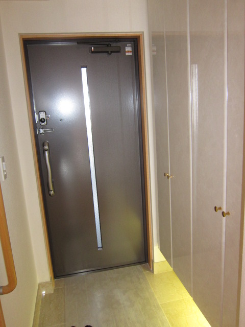 玄関　別部屋参考写真