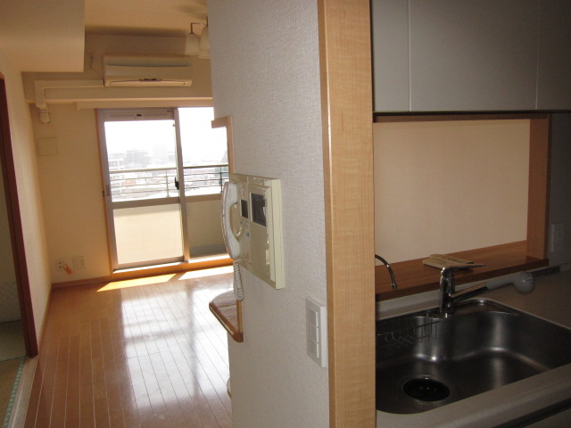 居室・リビング　別部屋参考写真