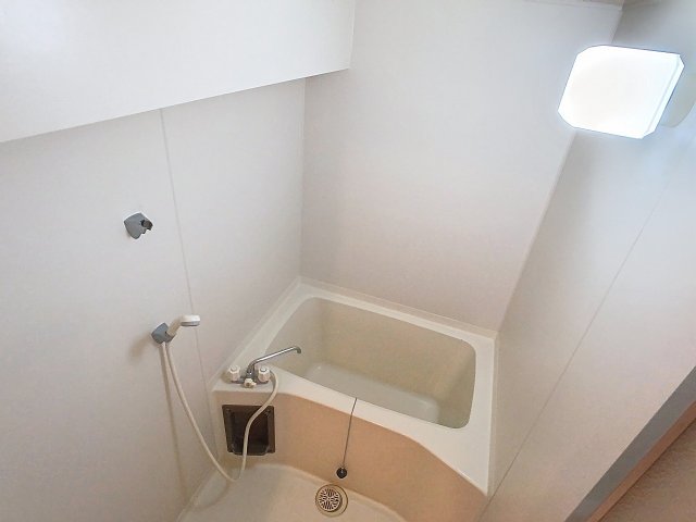 バス・シャワールーム　2025年8月撮影※現況を優先します。