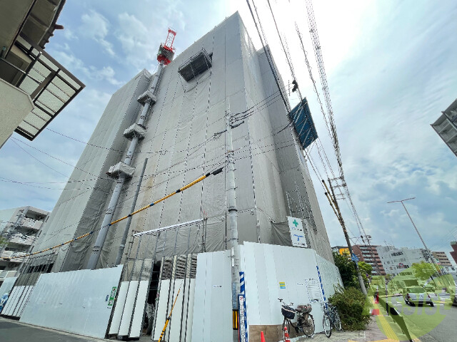 セレニテ江坂エクラの外観写真