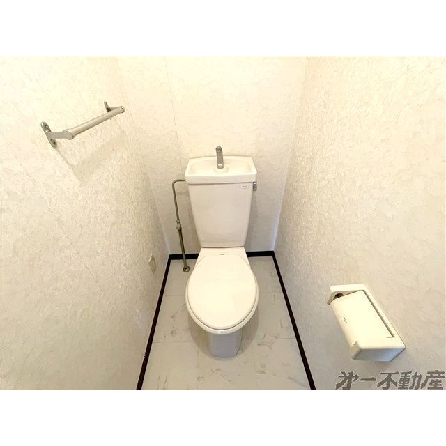 トイレ　トイレ