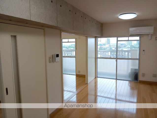 アイン都城の居間写真