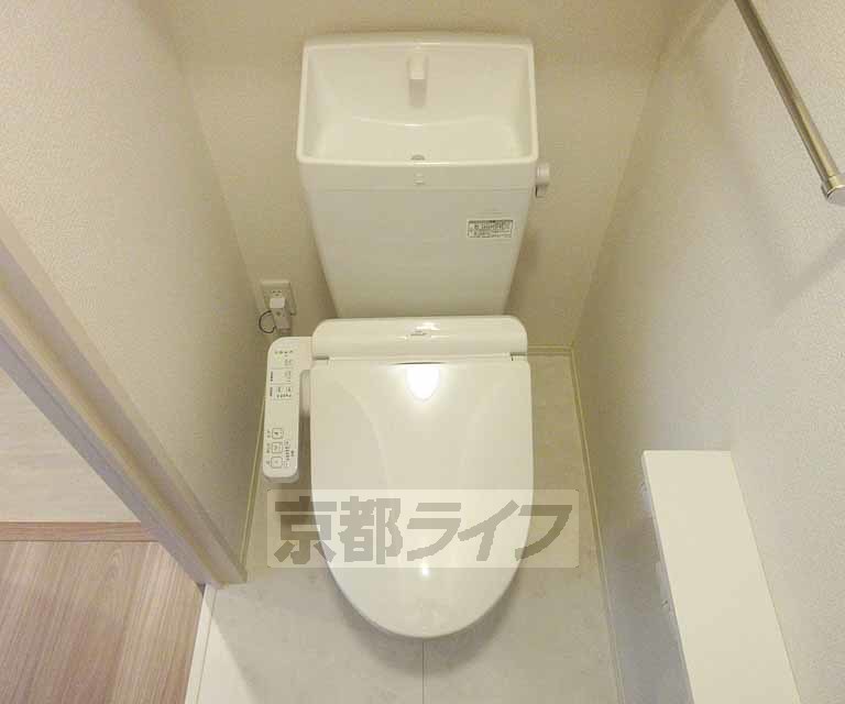 トイレ　清潔感のあるトイレです・