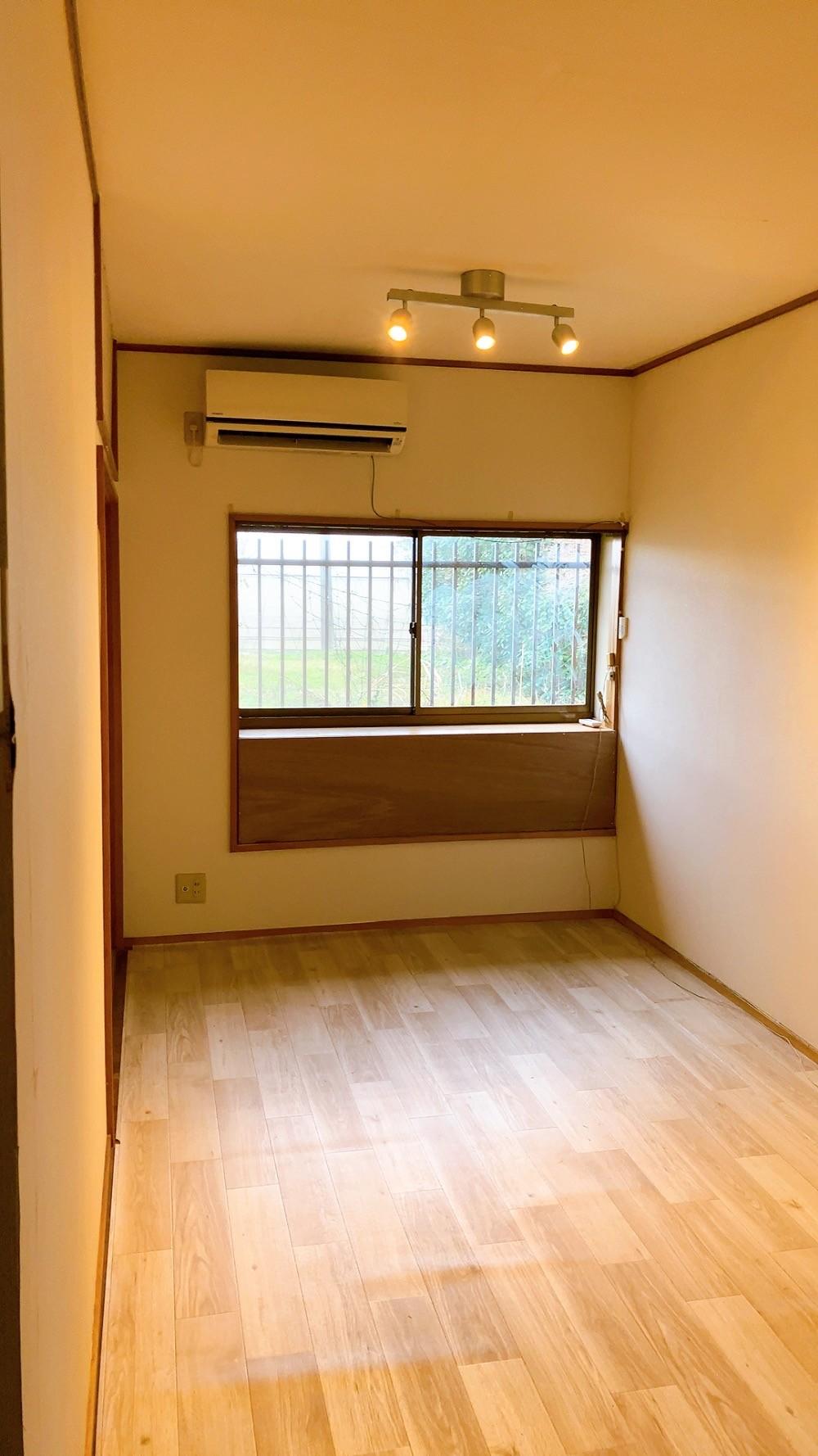 居室・リビング　温かみのあるリビングです。