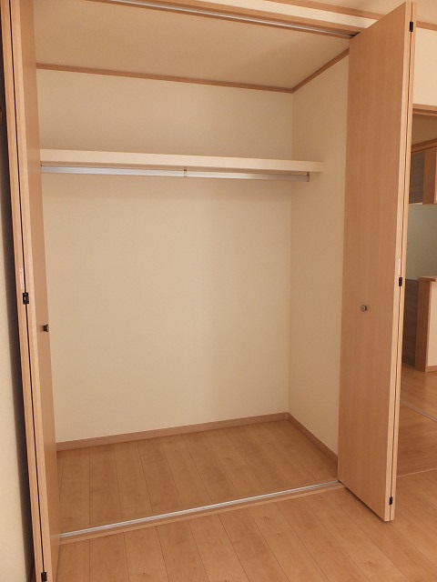 収納　洋室クロゼット