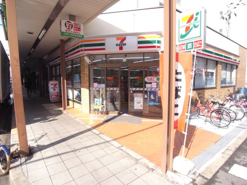 コンビニ　セブンイレブン 大阪南久宝寺町1丁目店（コンビニ）まで178m