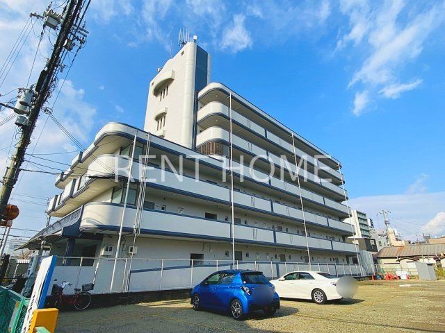 建物外観　鉄筋コンクリート造６階建て